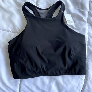 😎Lululemon Mesh-back train bra 😎